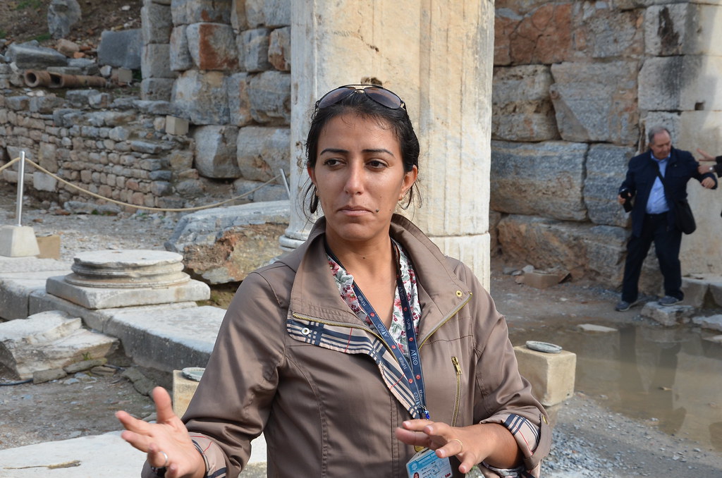 English-Speaking Certified Guide